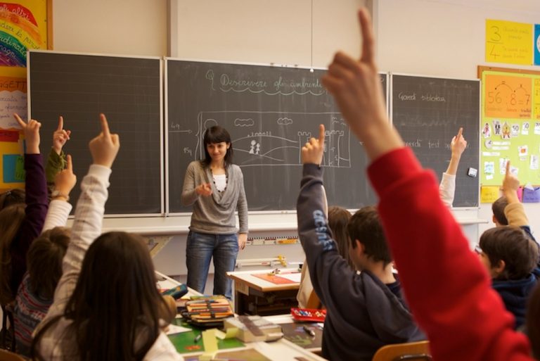 Atualização constante é fundamental para quem trabalha com alfabetização infantil