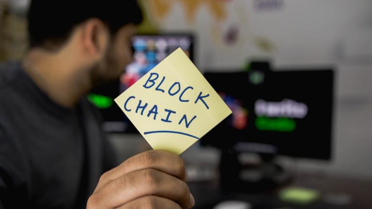 Conheça a origem e como funciona Blockchain