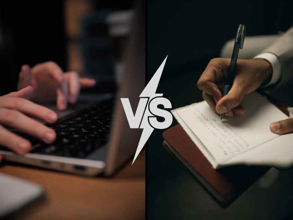 magem dividida ao meio mostrando, de um lado, mãos digitando em um laptop e, do outro, uma pessoa escrevendo em um caderno, com a sigla “VS” no centro indicando comparação.